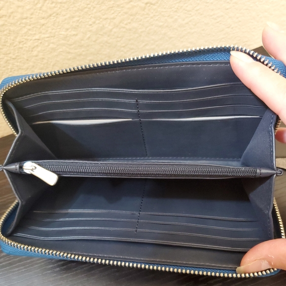 Coach Dempsey Accordion Zip Wallet In Signature Jacquard Witn Stripe And Coach P - Picture 8 of 11